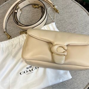 NWOT Pillow Tabby Shoulder Bag 26